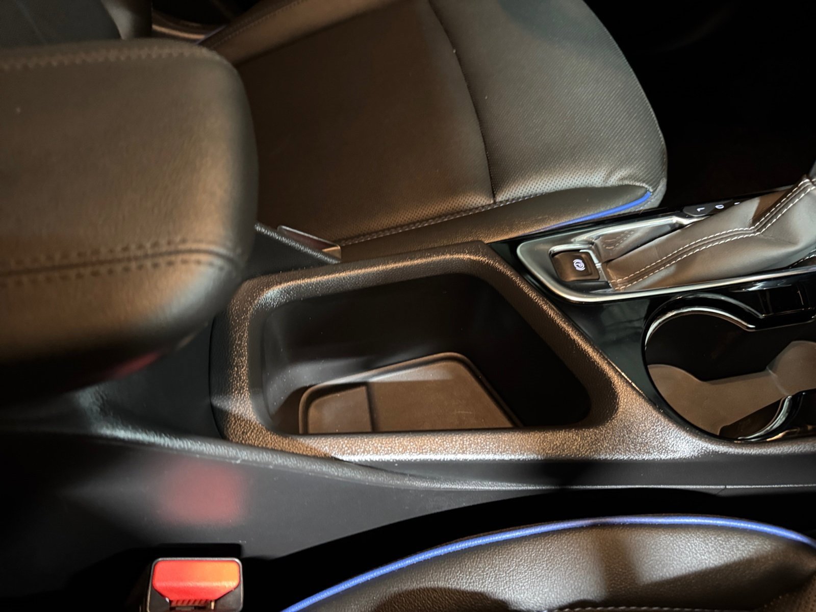 Used 2025 Buick Encore GX Sport Touring w/ Comfort Package image 24