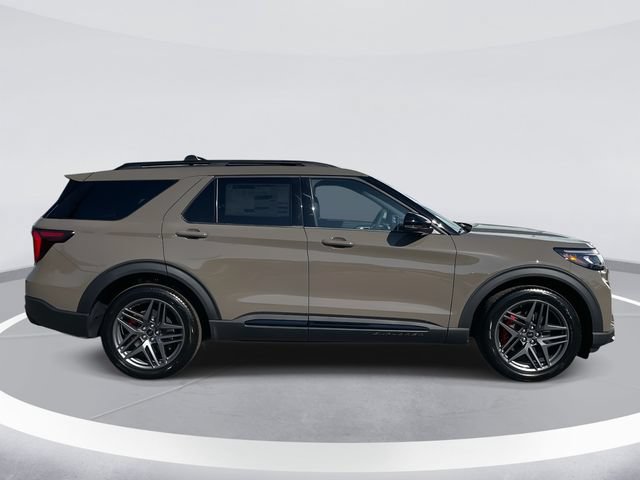 New 2026 Ford Explorer ST RWD image 3
