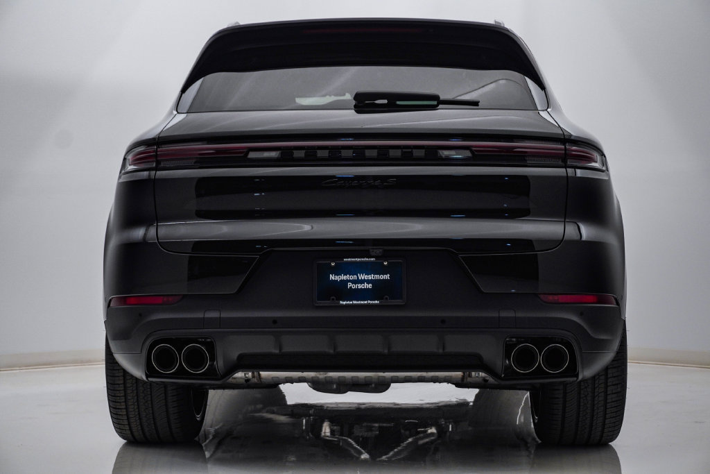 New 2026 Porsche Cayenne S AWD/4WD image 3