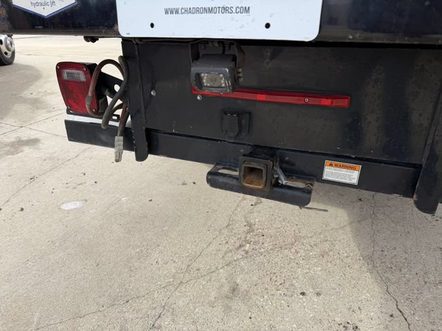 Used 2017 Ford F550 4x4 Regular Cab Super Duty image 12