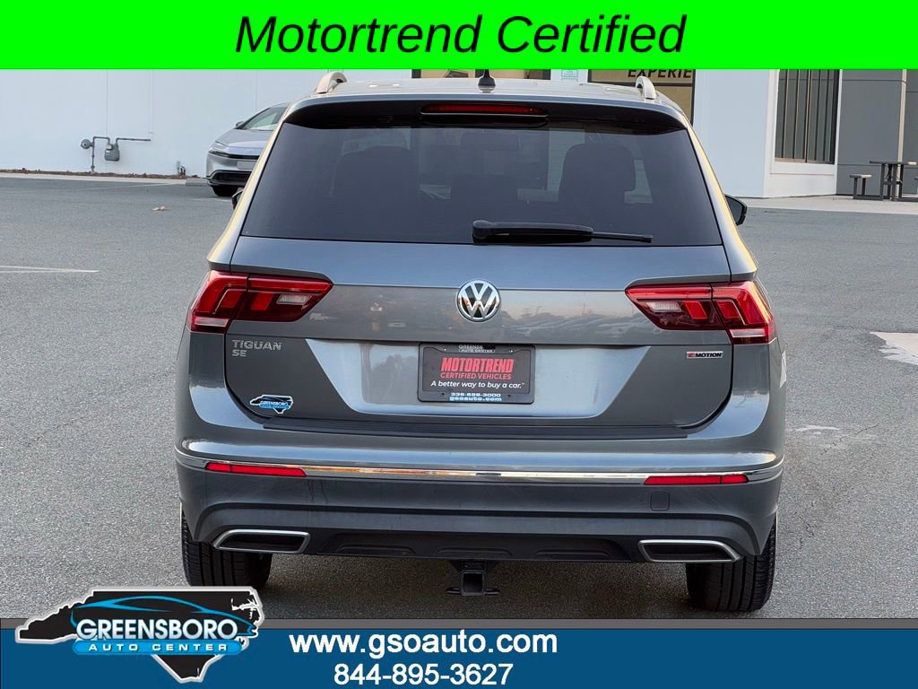Used 2021 Volkswagen Tiguan SE w/ Panoramic Sunroof Package image 4