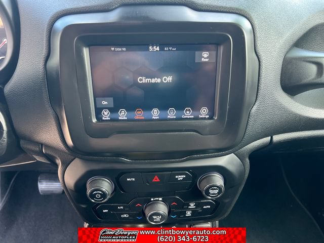 Used 2020 Jeep Renegade Latitude AWD/4WD image 18