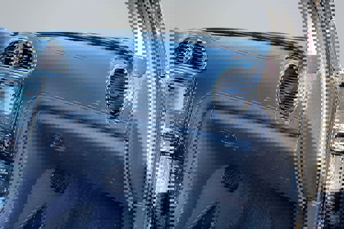 Used 2016 Buick Enclave Premium w/ Experience Buick Package image 17