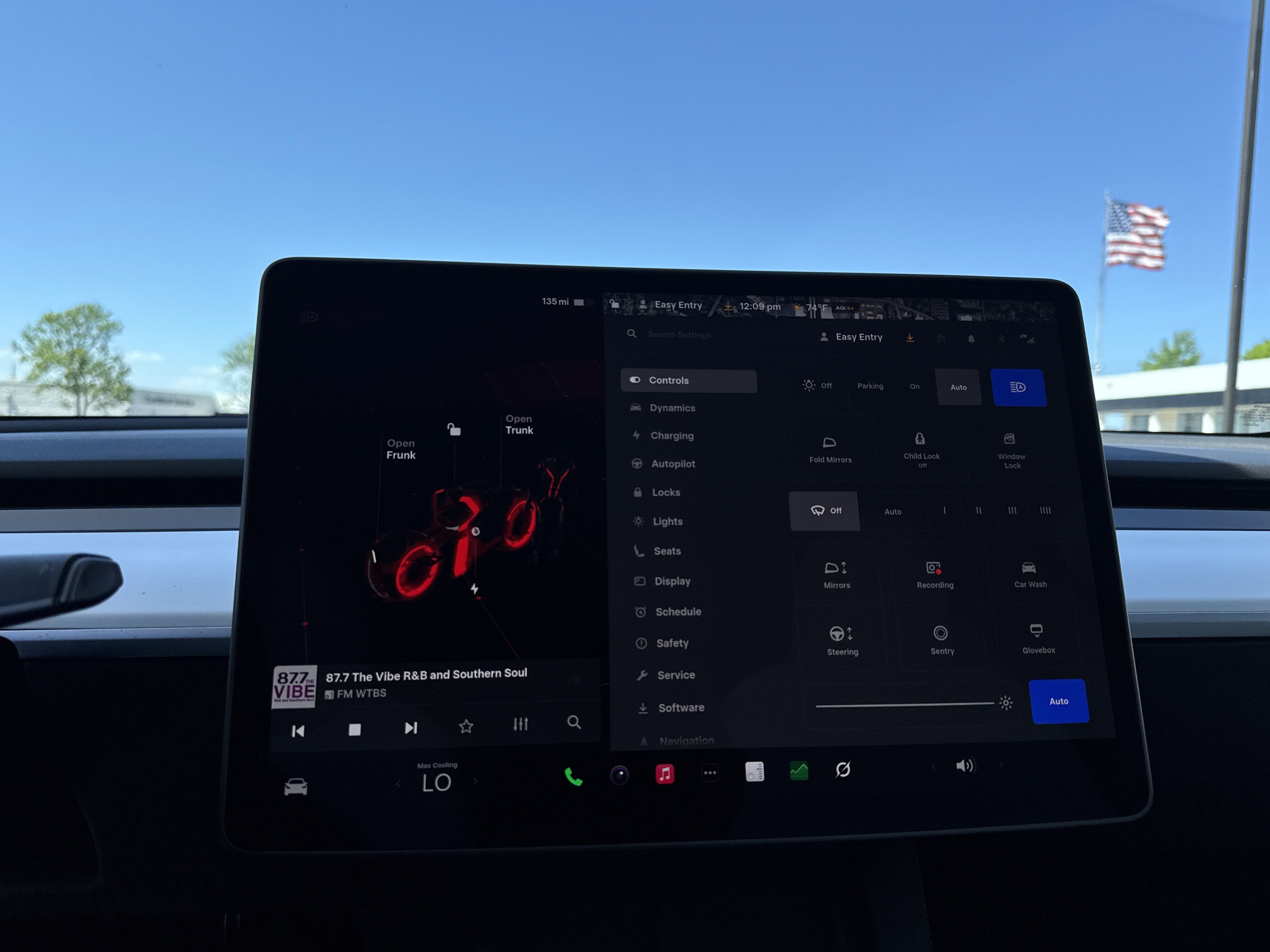 Used 2024 Tesla Model Y Performance AWD/4WD image 21
