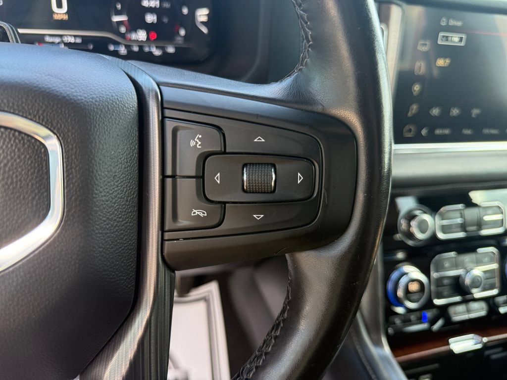 Used 2023 GMC Yukon XL Denali Ultimate AWD/4WD image 22