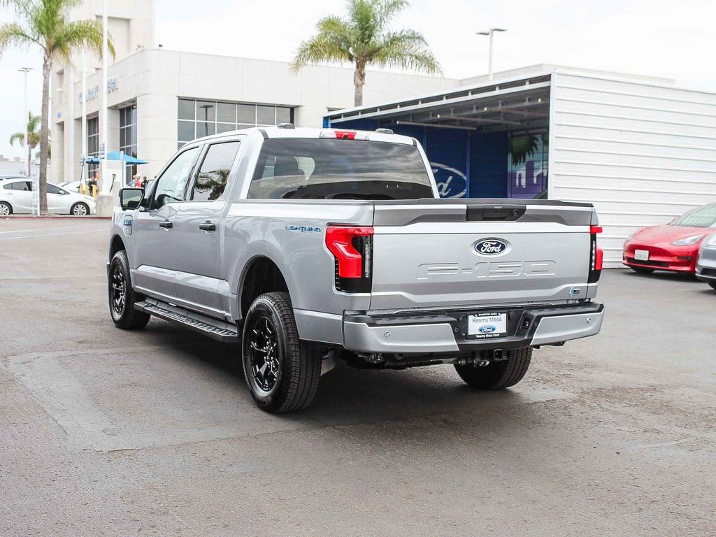 New 2025 Ford F150 Lightning XLT image 8