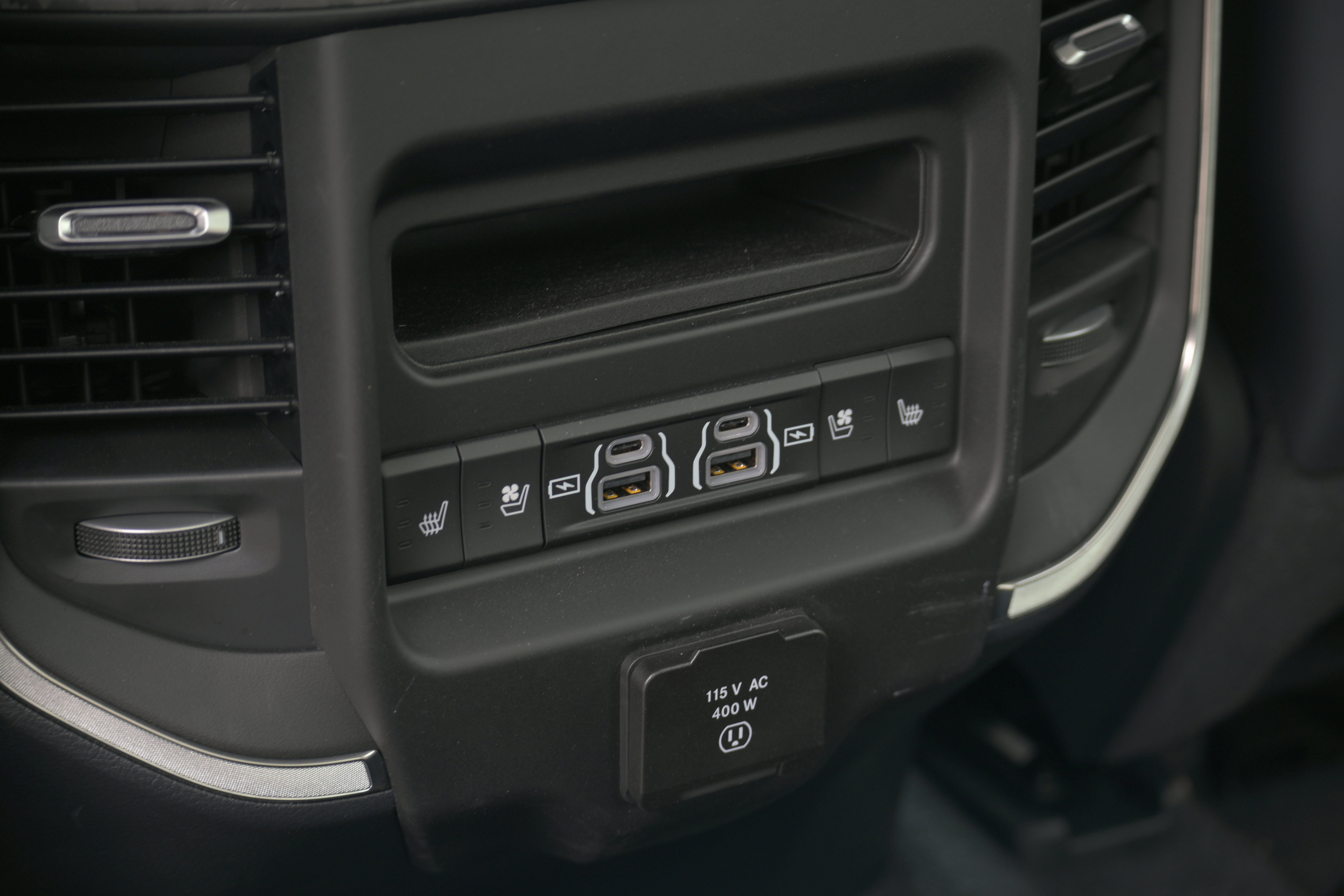 Used 2025 RAM 1500 Tungsten image 29