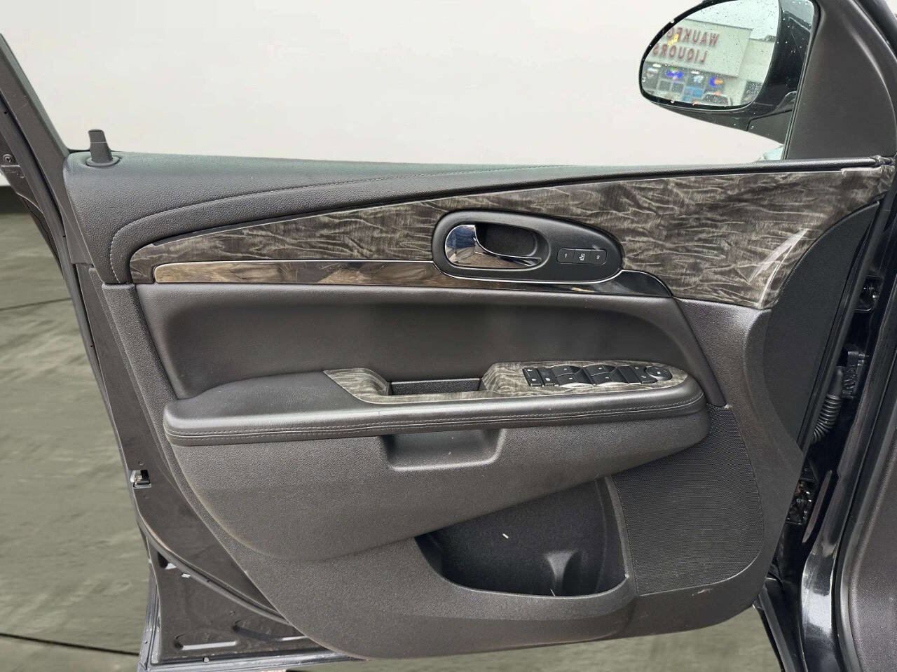 Used 2014 Buick Enclave Leather AWD/4WD image 10