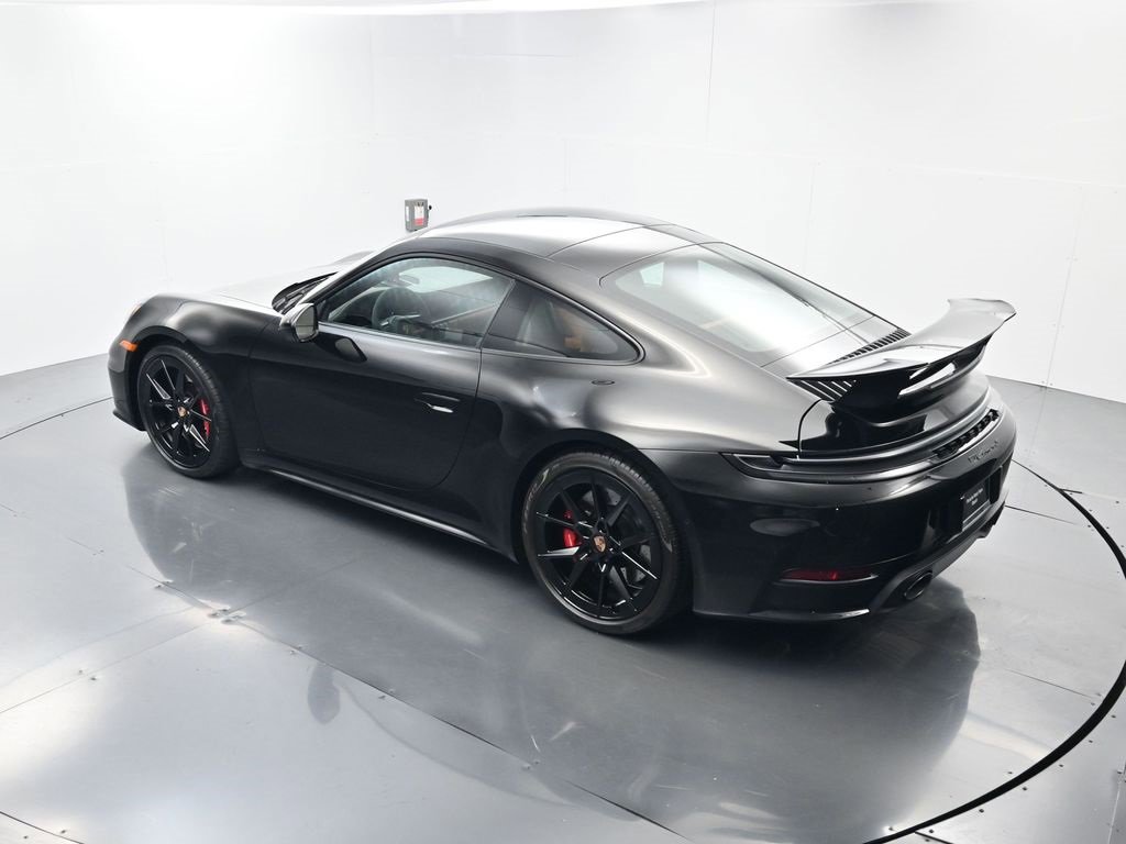 Used 2026 Porsche 911 Carrera S image 38