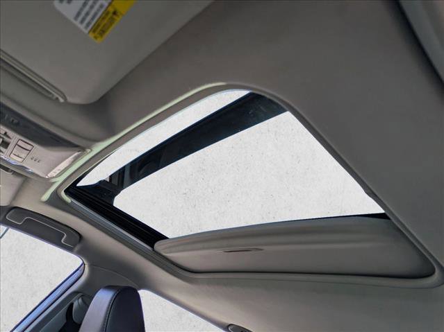 Used 2021 Toyota RAV4 XLE Premium image 15