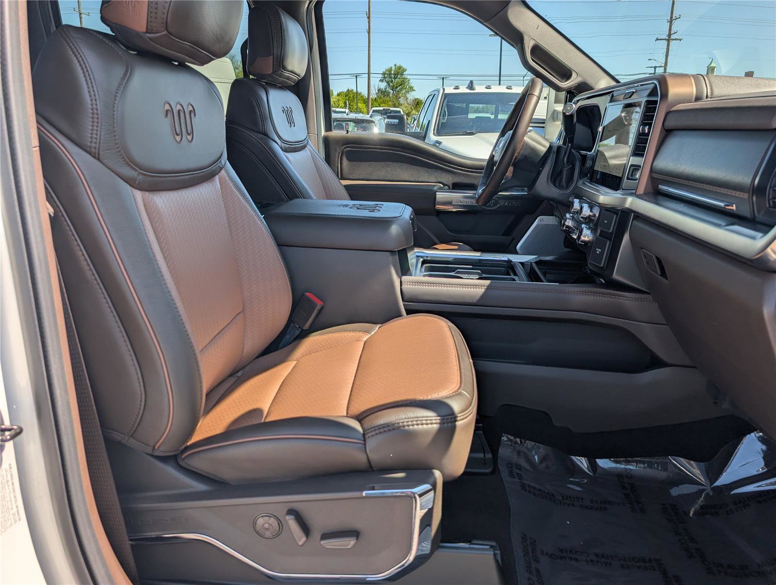 Used 2026 Ford F450 King Ranch w/ FX4 Off-Road Package image 14