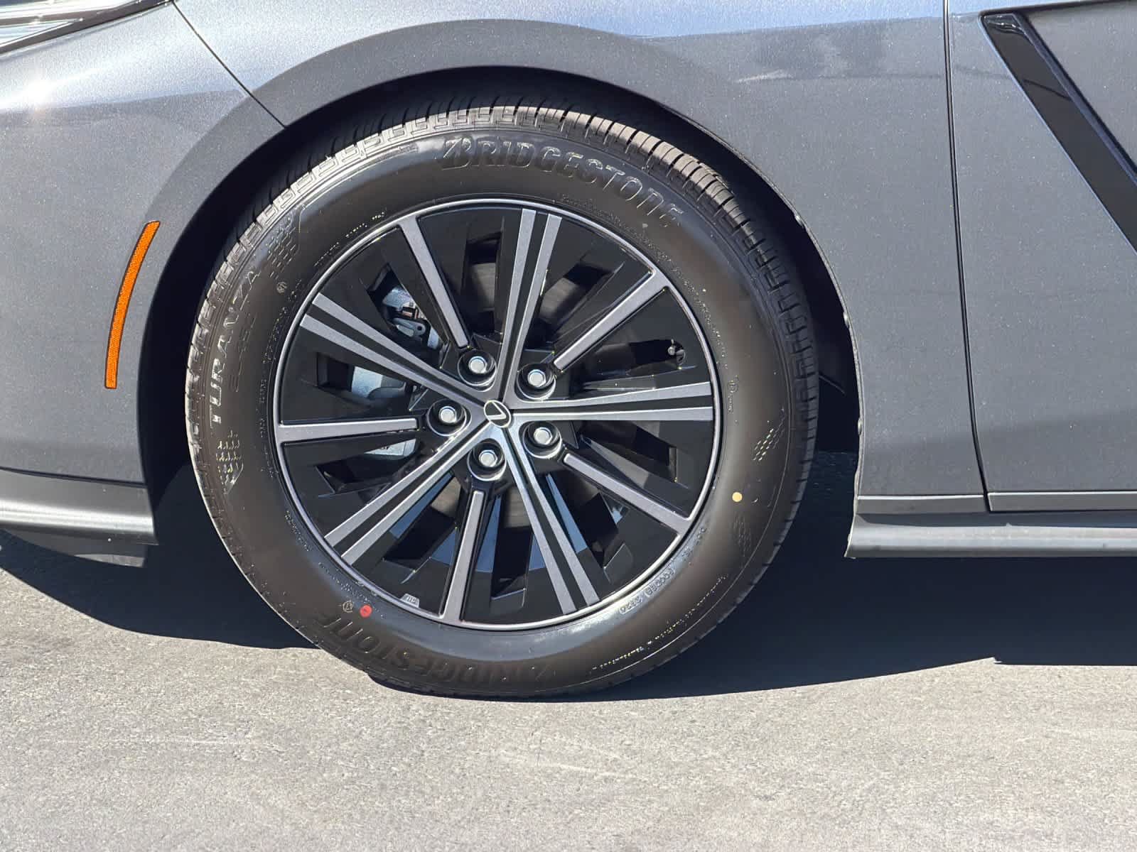 New 2026 Lexus ES 350h AWD w/ Convenience Package image 29