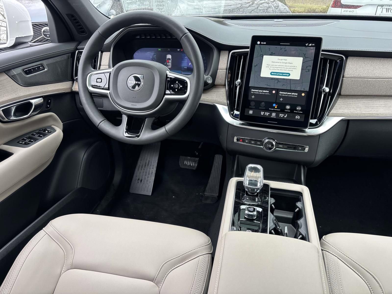 New 2026 Volvo XC90 B6 Plus w/ Protection Package Premier image 30
