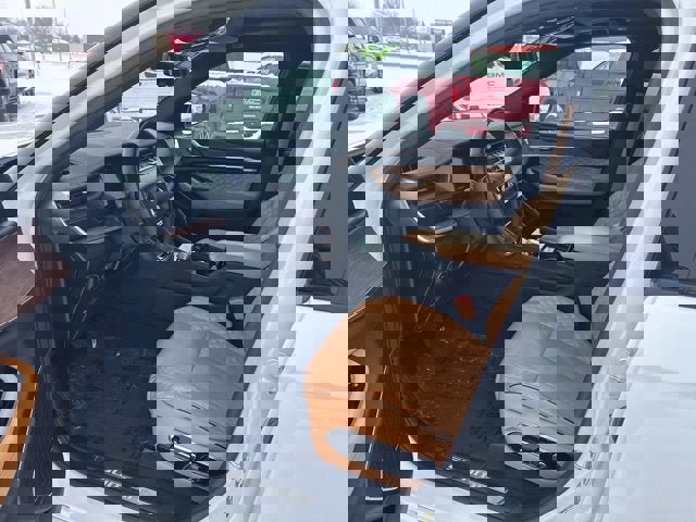 Used 2023 Jeep Grand Cherokee L Summit w/ Advanced Protech Group IV image 9