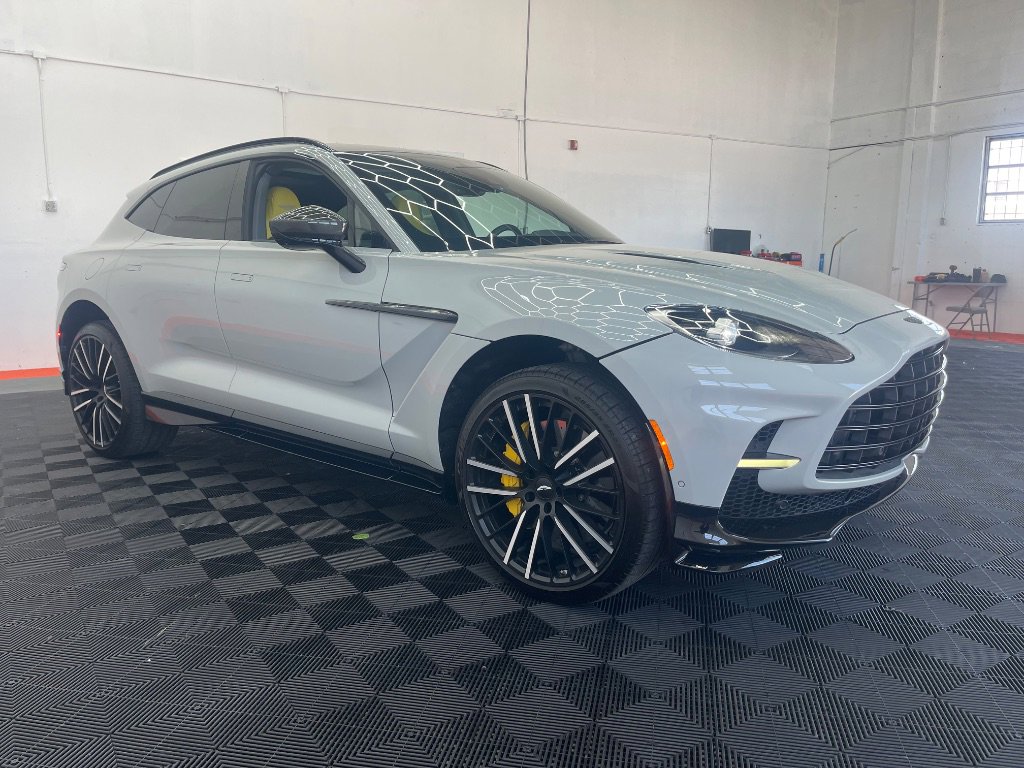 Used 2023 Aston Martin DBX 707 image 25