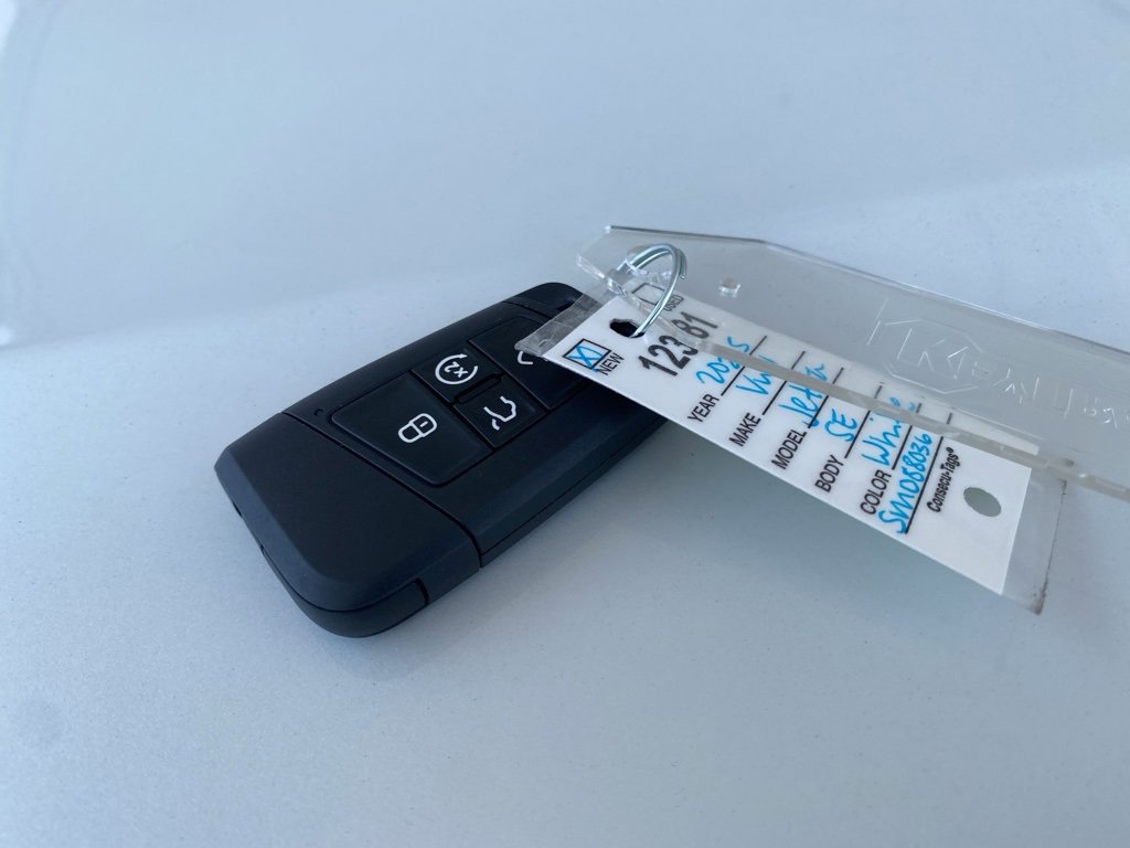 New 2025 Volkswagen Jetta SE image 32