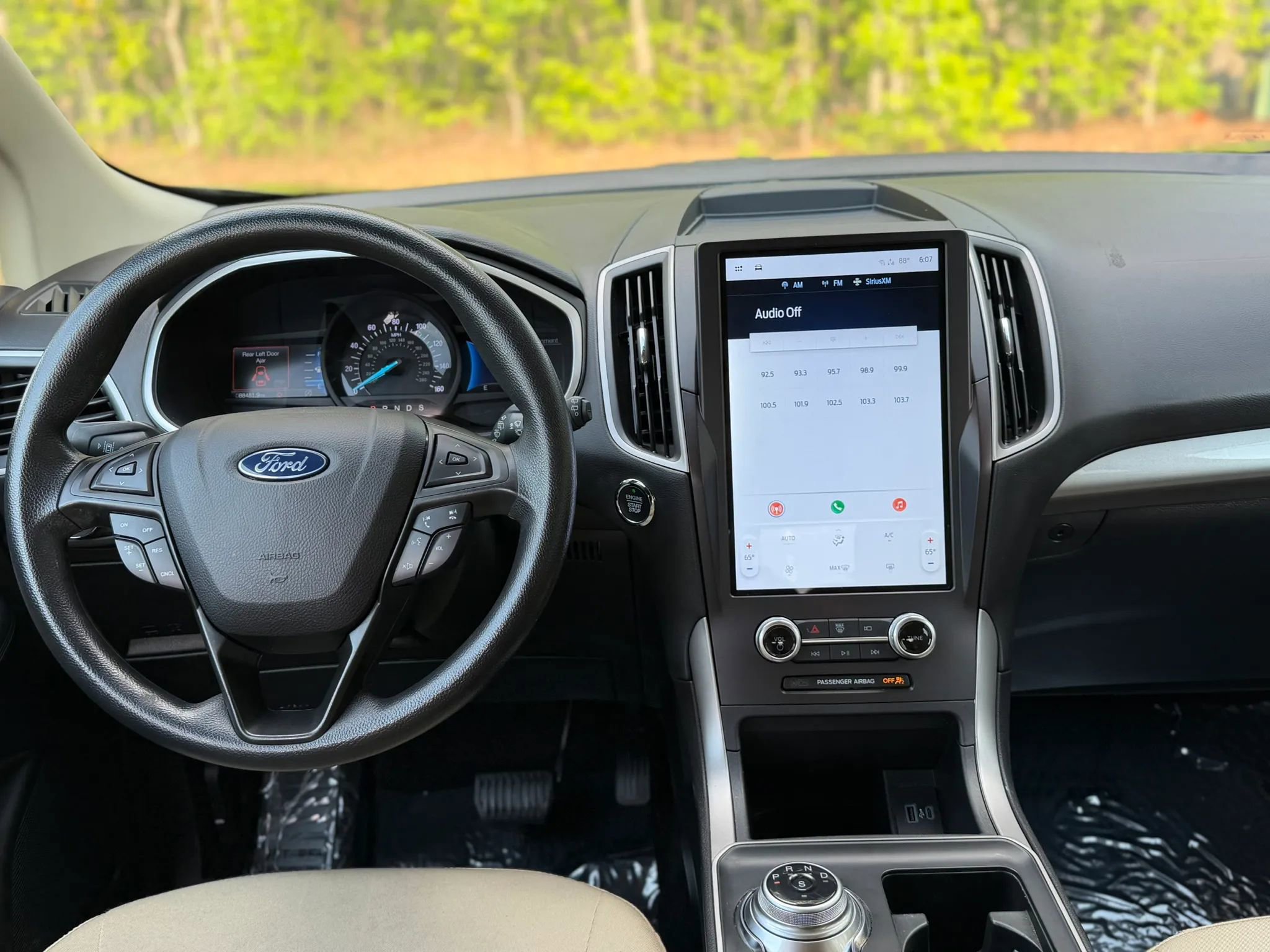 Used 2021 Ford Edge SE AWD/4WD image 18