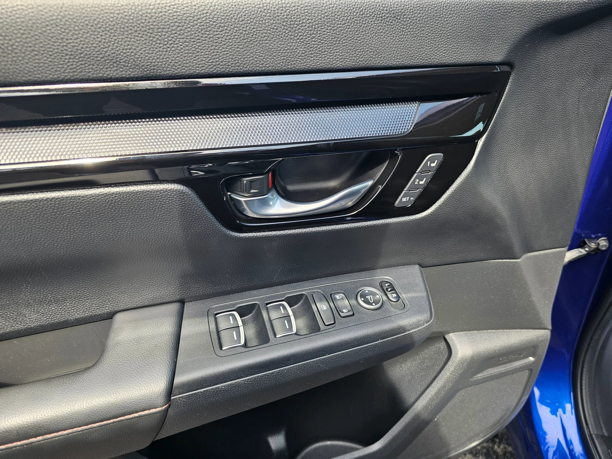 Used 2023 Honda CR-V Sport Touring image 32