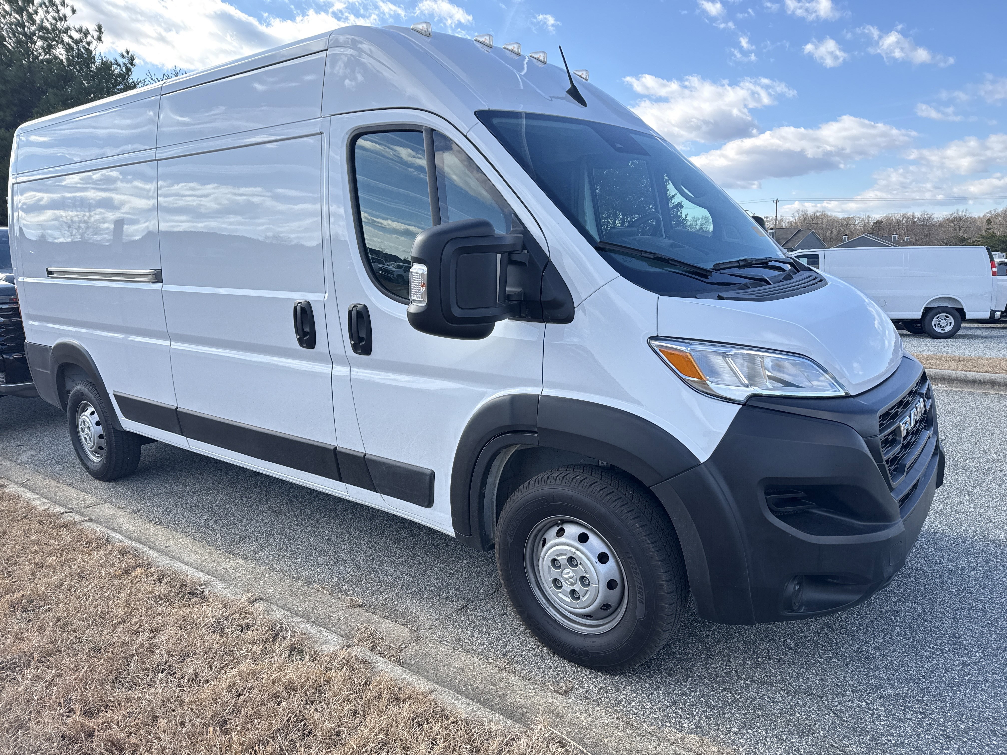 Used 2023 RAM ProMaster 3500 w/ Premium Convenience Group (B) image 2