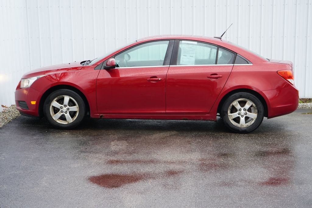 Used 2014 Chevrolet Cruze LT FWD image 3