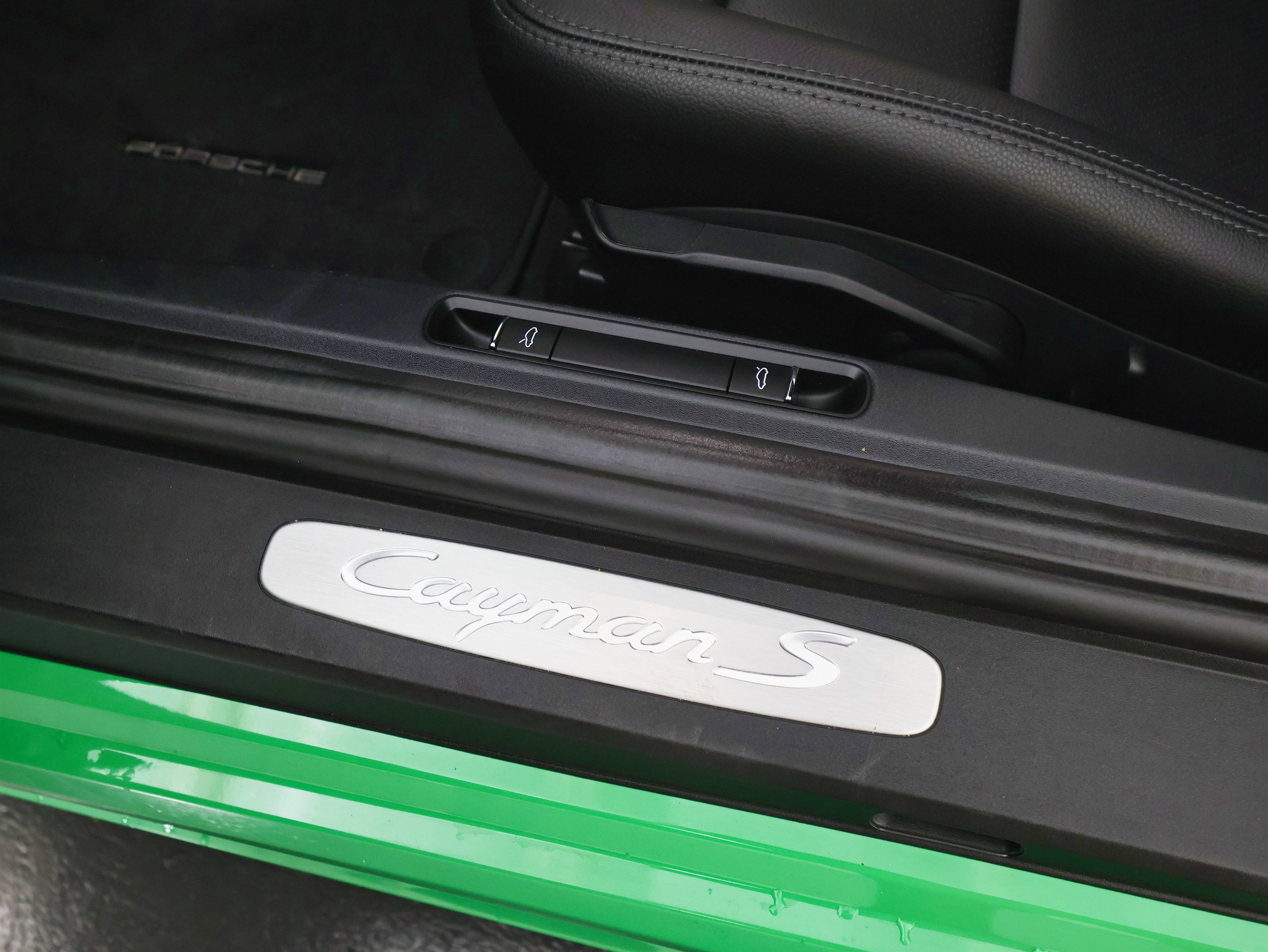 Used 2023 Porsche 718 Cayman S image 19