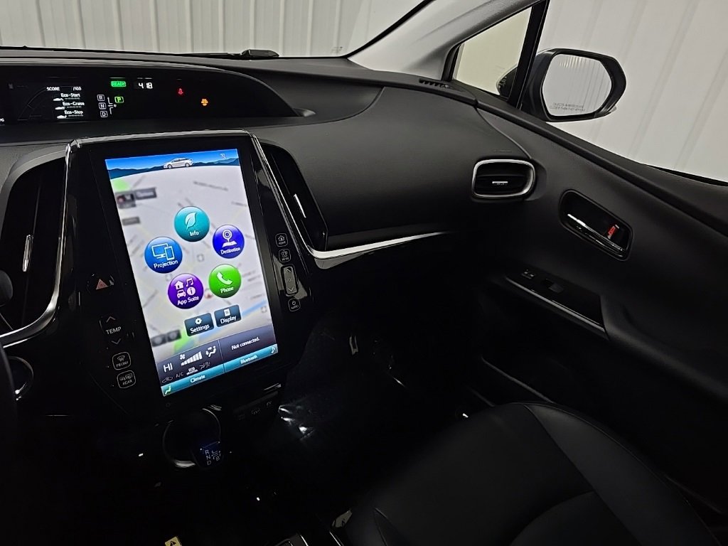 Used 2022 Toyota Prius Prime XLE image 25