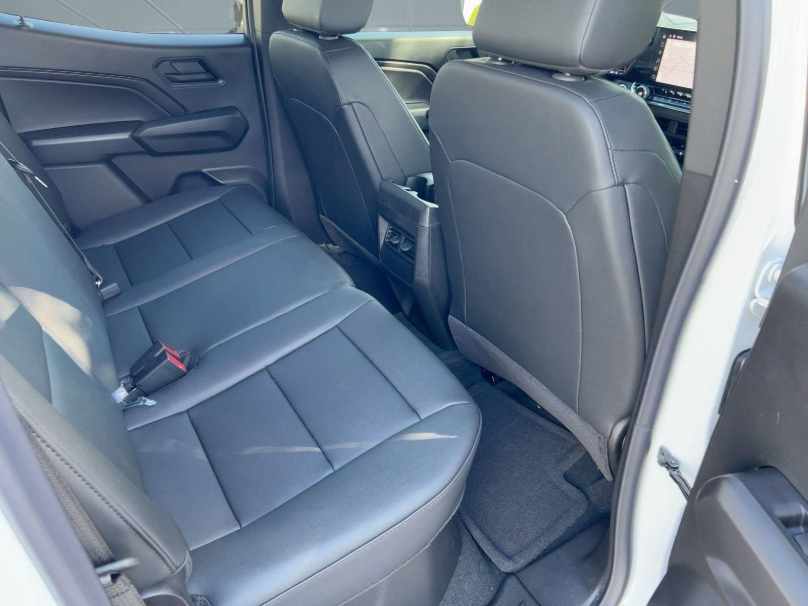 New 2026 Chevrolet Colorado Trail Boss AWD/4WD image 30