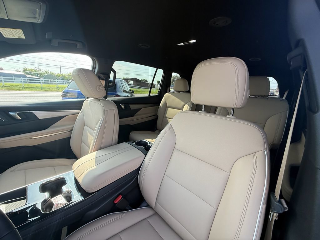 Used 2026 Buick Enclave Preferred FWD image 13