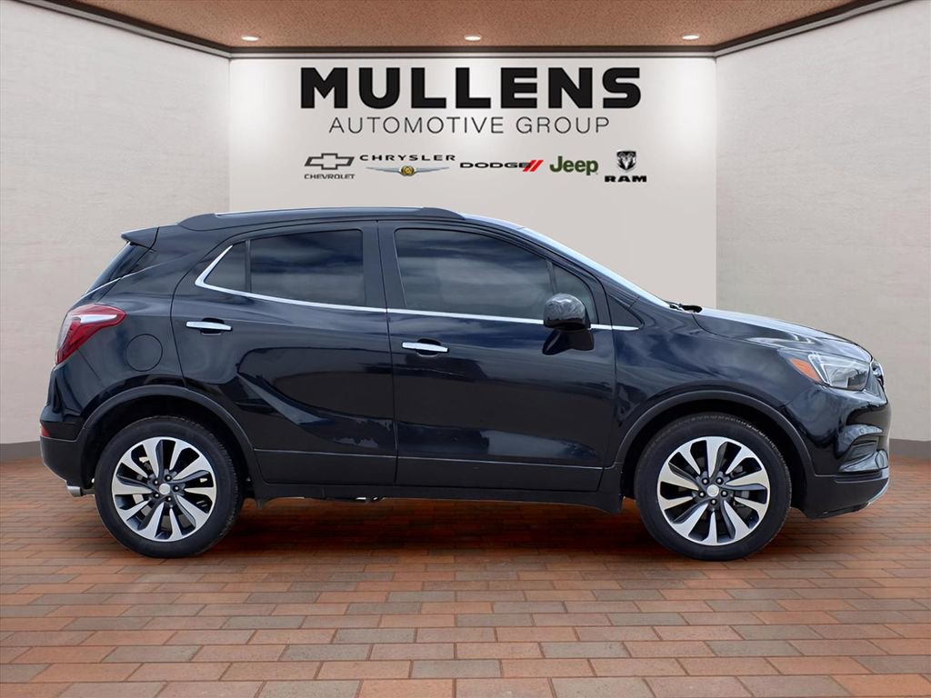 Used 2022 Buick Encore Preferred w/ Safety Package image 4
