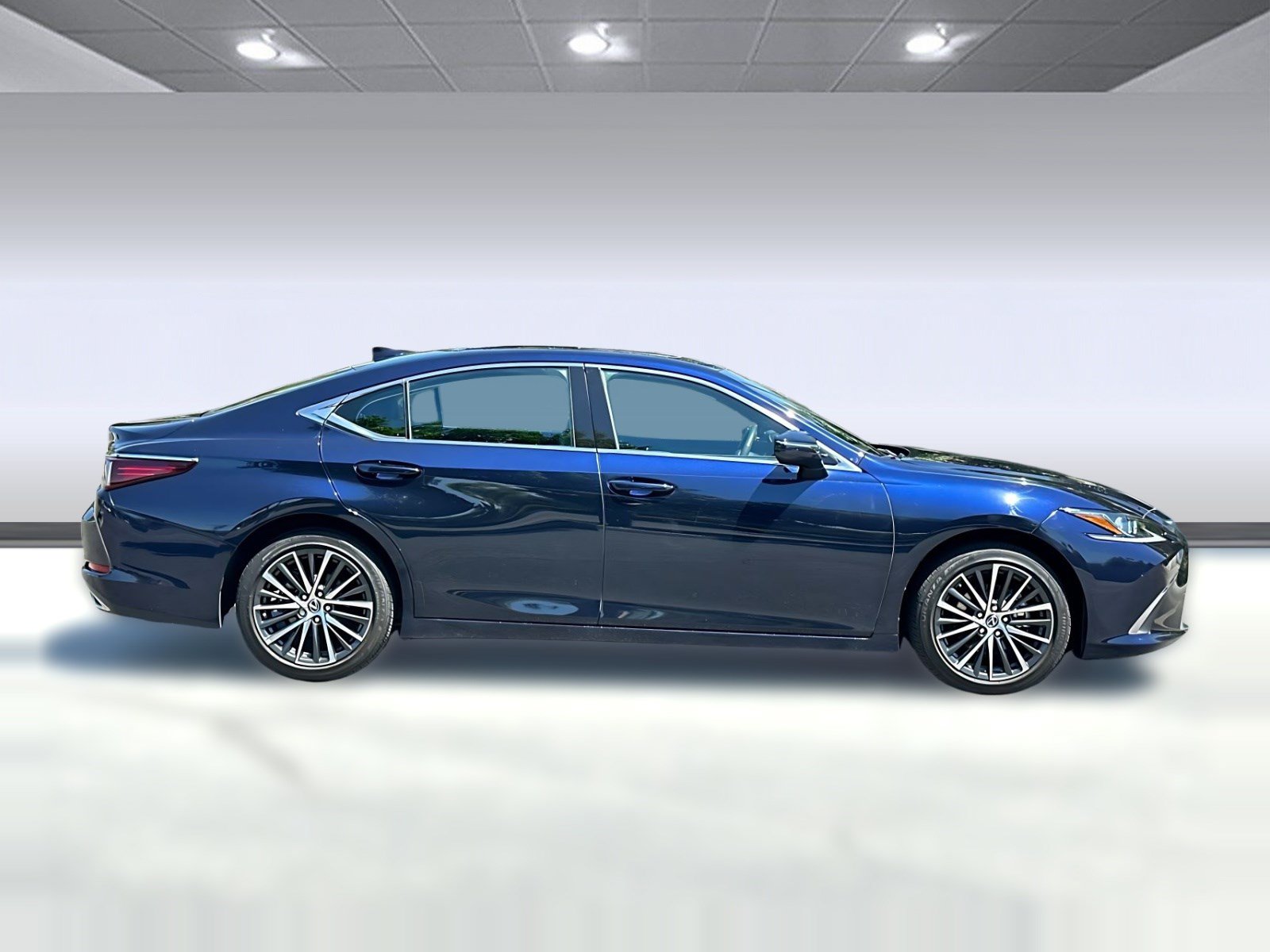 Certified 2024 Lexus ES 350 w/ Premium Package FWD image 8