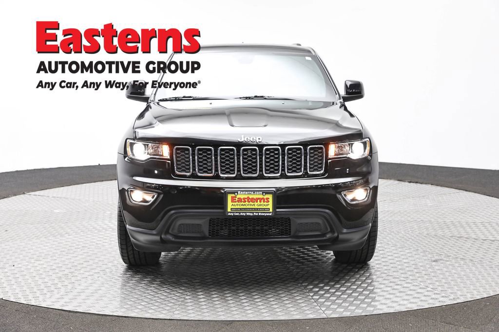 Used 2022 Jeep Grand Cherokee Laredo E w/ Security & Convenience Group image 2