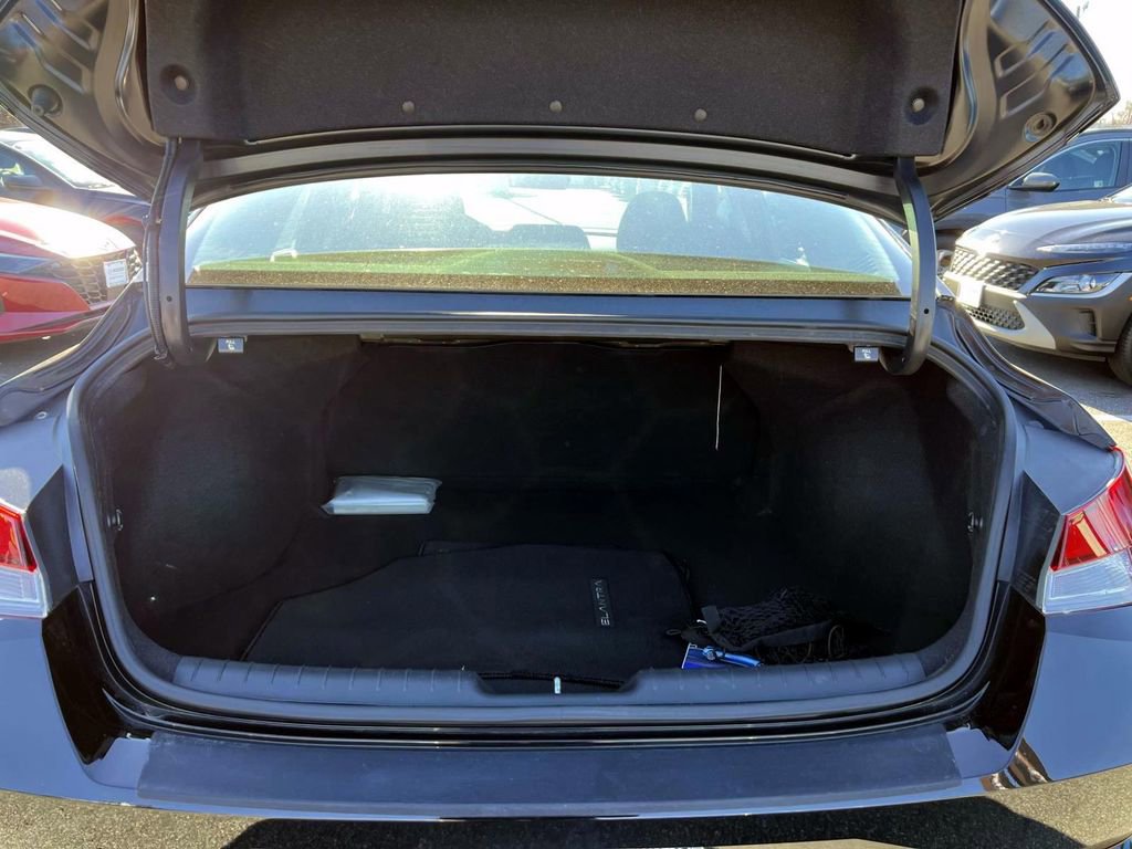 Certified 2022 Hyundai Elantra SEL image 7