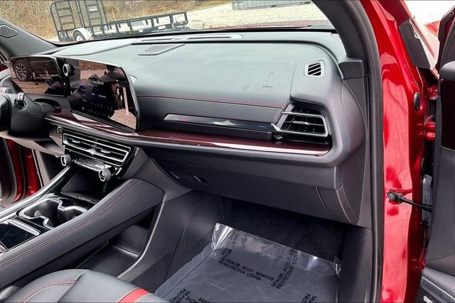 Used 2024 Chevrolet Traverse RS w/ LPO, Floor Liner Package image 16