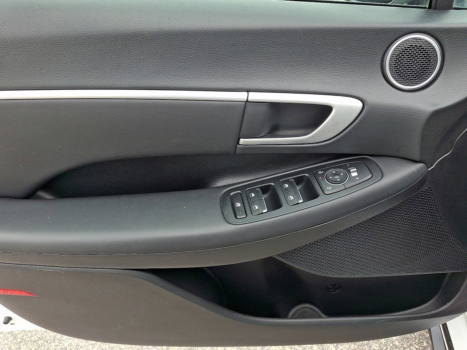 Used 2025 Hyundai Sonata SEL image 11