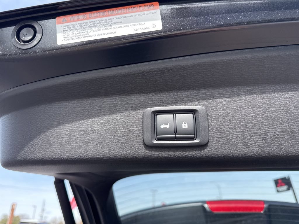 New 2026 Mitsubishi Outlander LE FWD image 9
