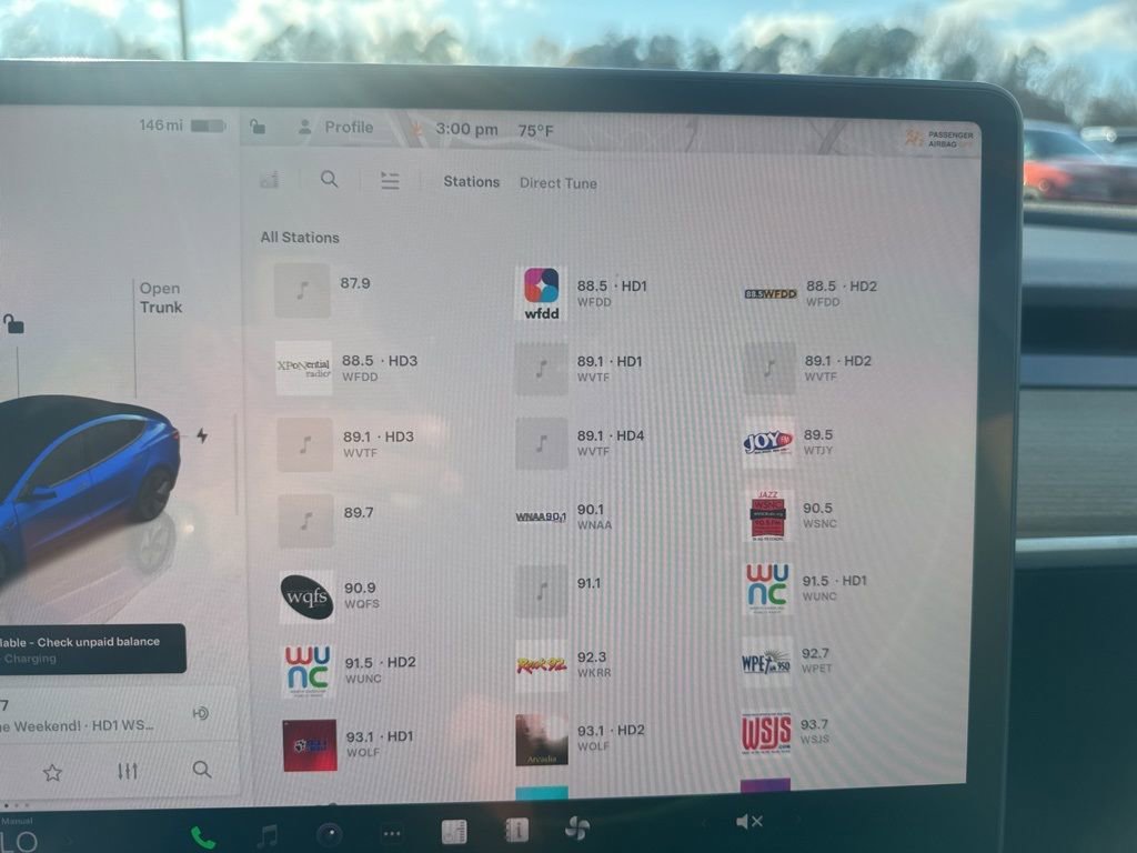 Used 2023 Tesla Model 3 Standard Range image 19