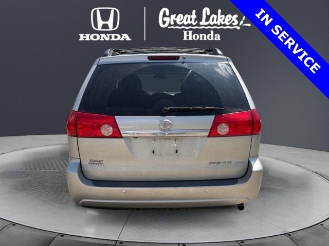 Used 2009 Toyota Sienna XLE FWD image 5