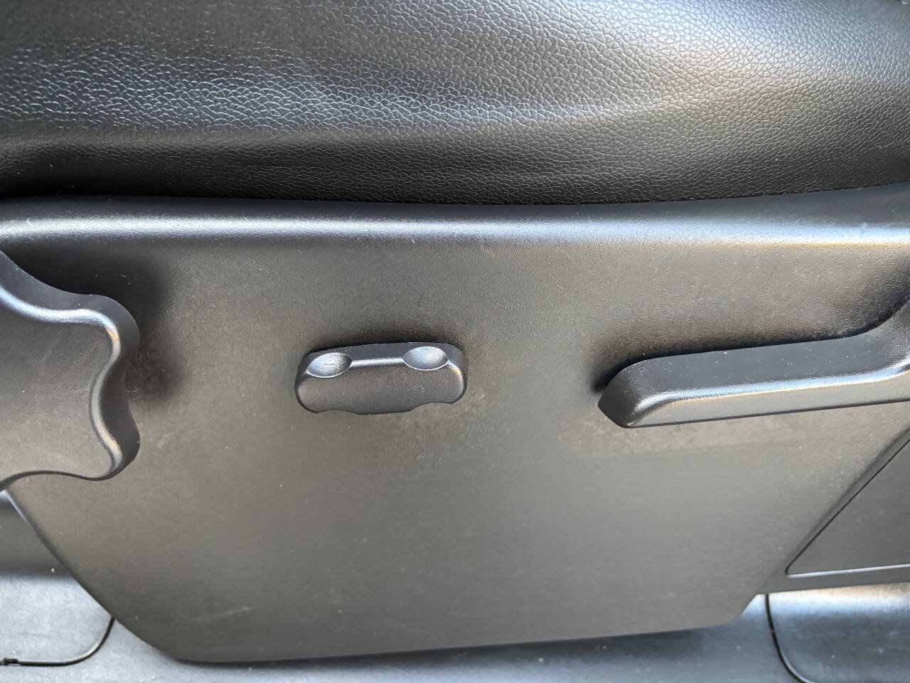 Used 2011 Chevrolet Silverado 1500 LT w/ Texas Edition image 28