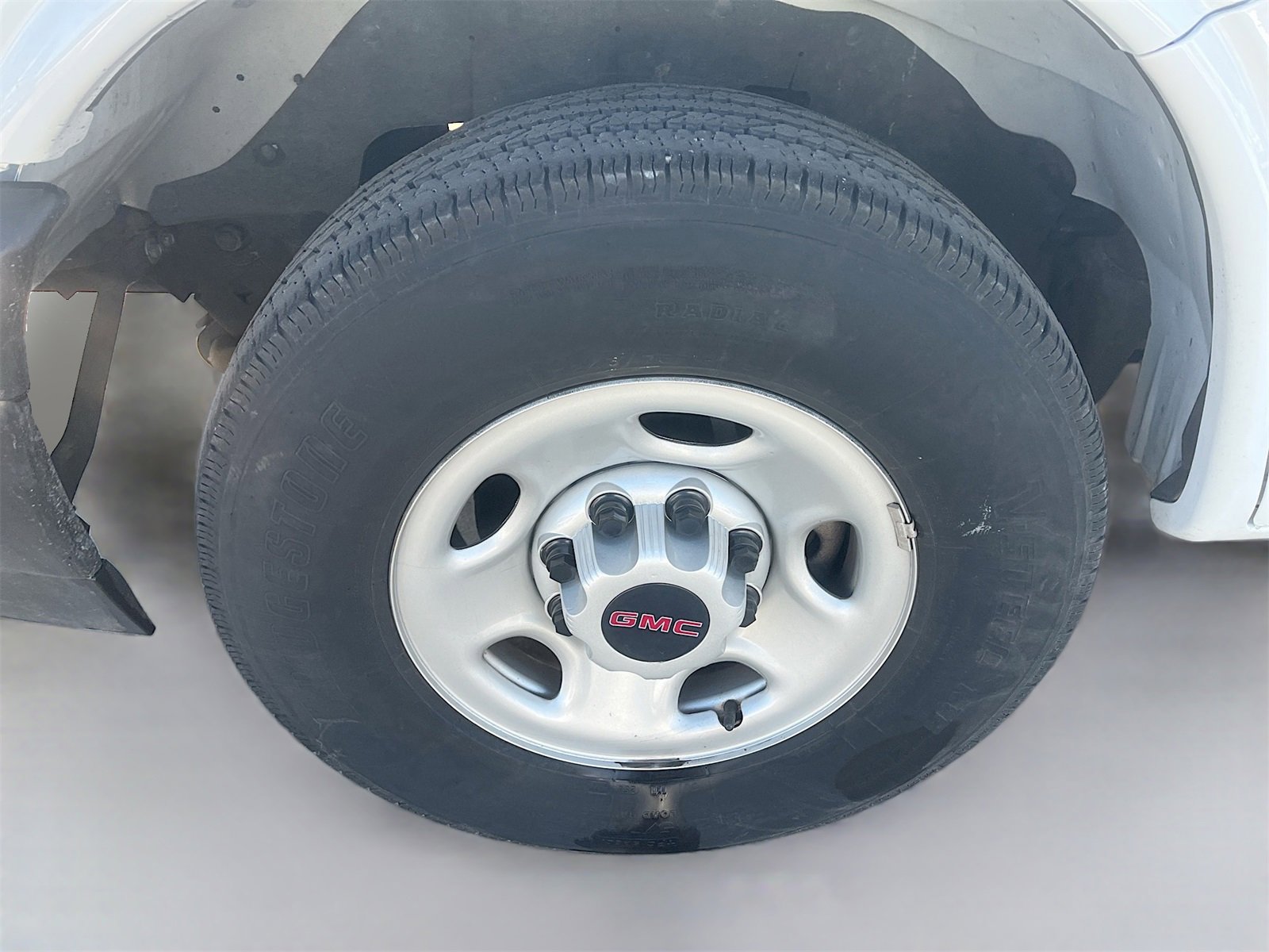 Used 2023 GMC Savana 2500 Extended w/ Driver Convenience Package image 26