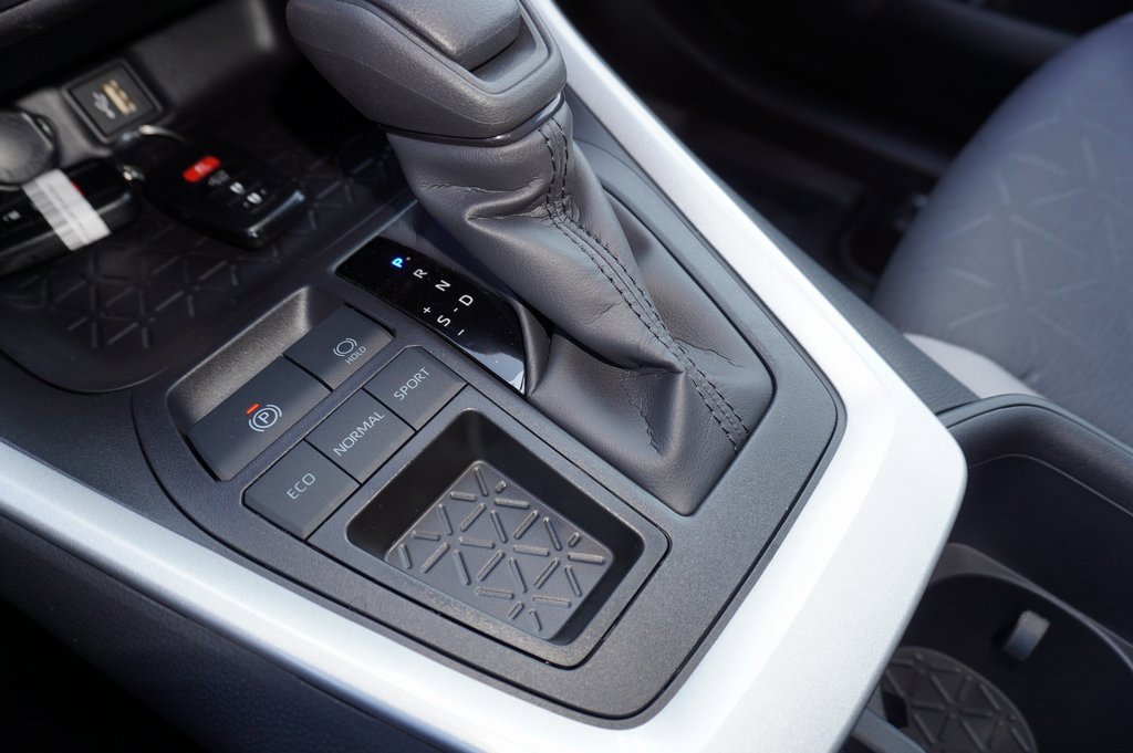 New 2025 Toyota RAV4 XLE image 17