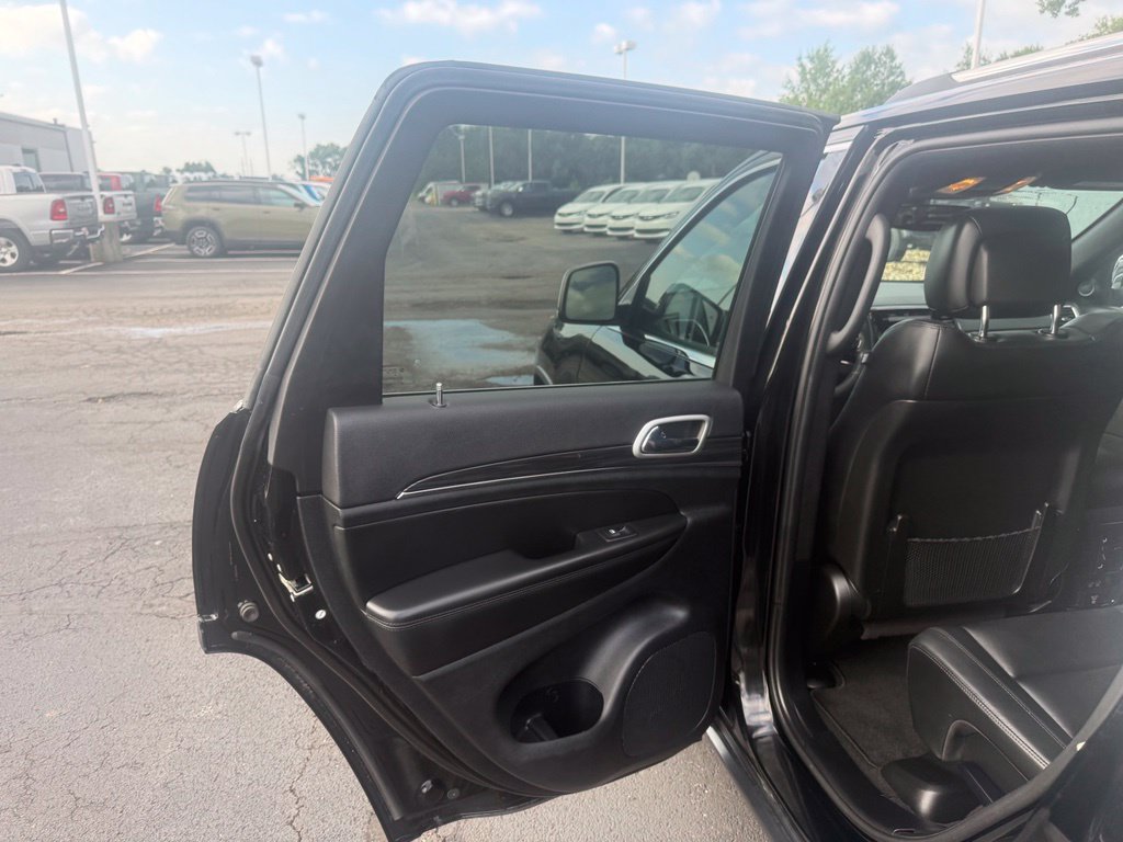 Certified 2022 Jeep Grand Cherokee Limited AWD/4WD image 35