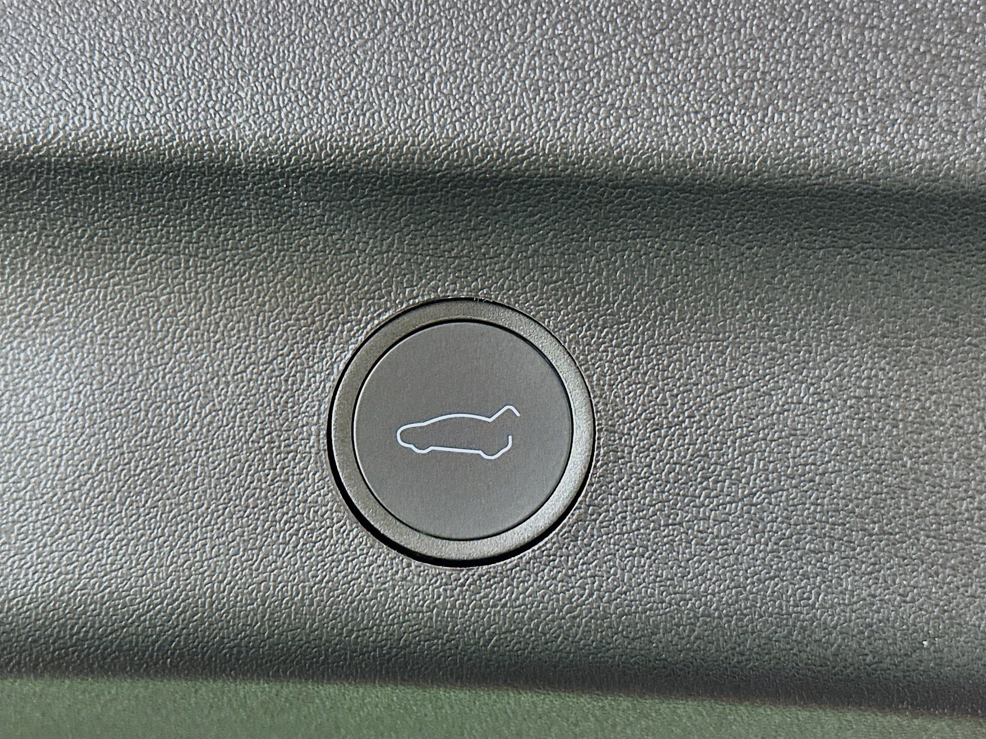 Used 2024 Tesla Model Y Long Range image 29