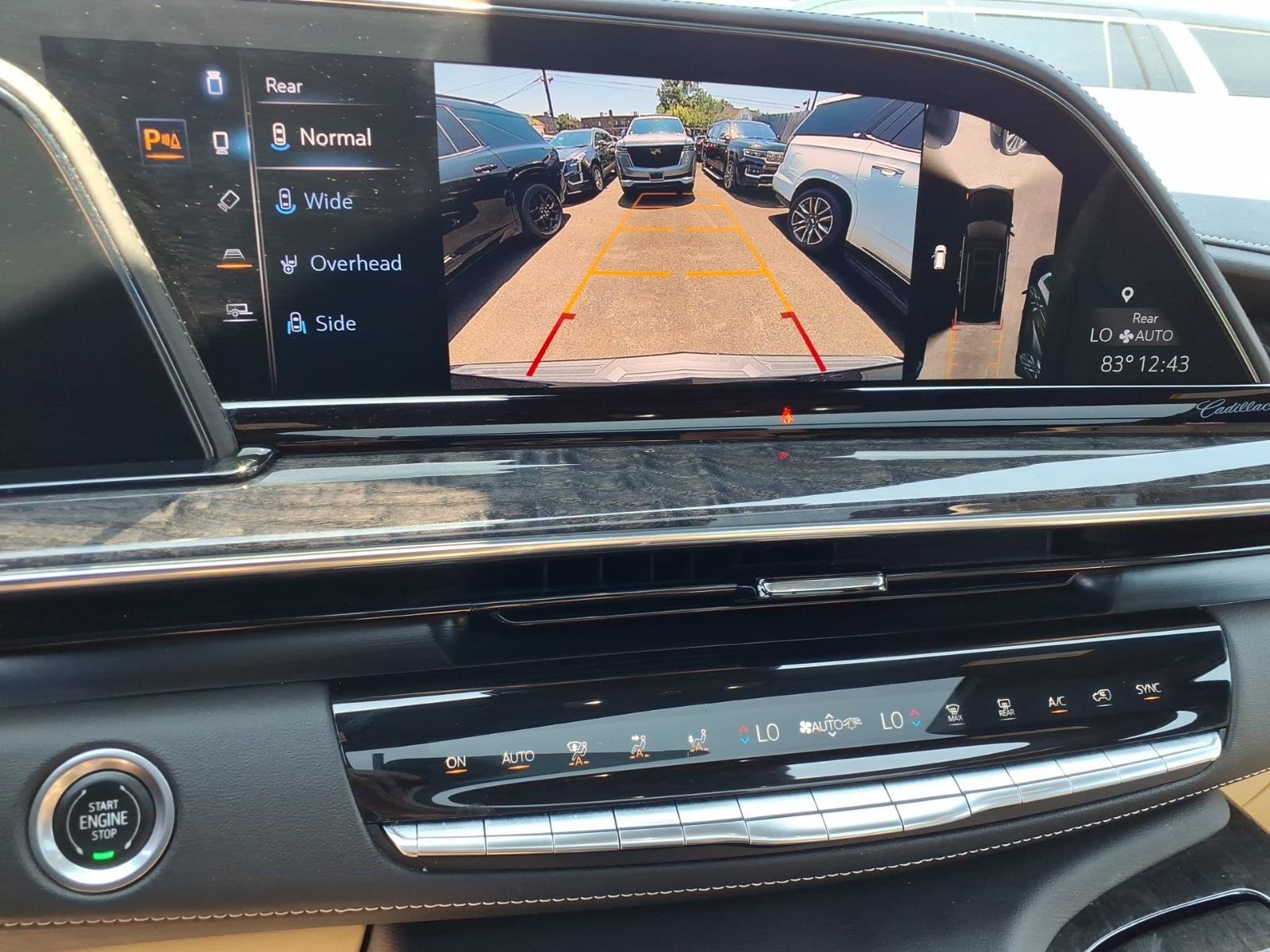 Used 2021 Cadillac Escalade Premium Luxury AWD/4WD image 31