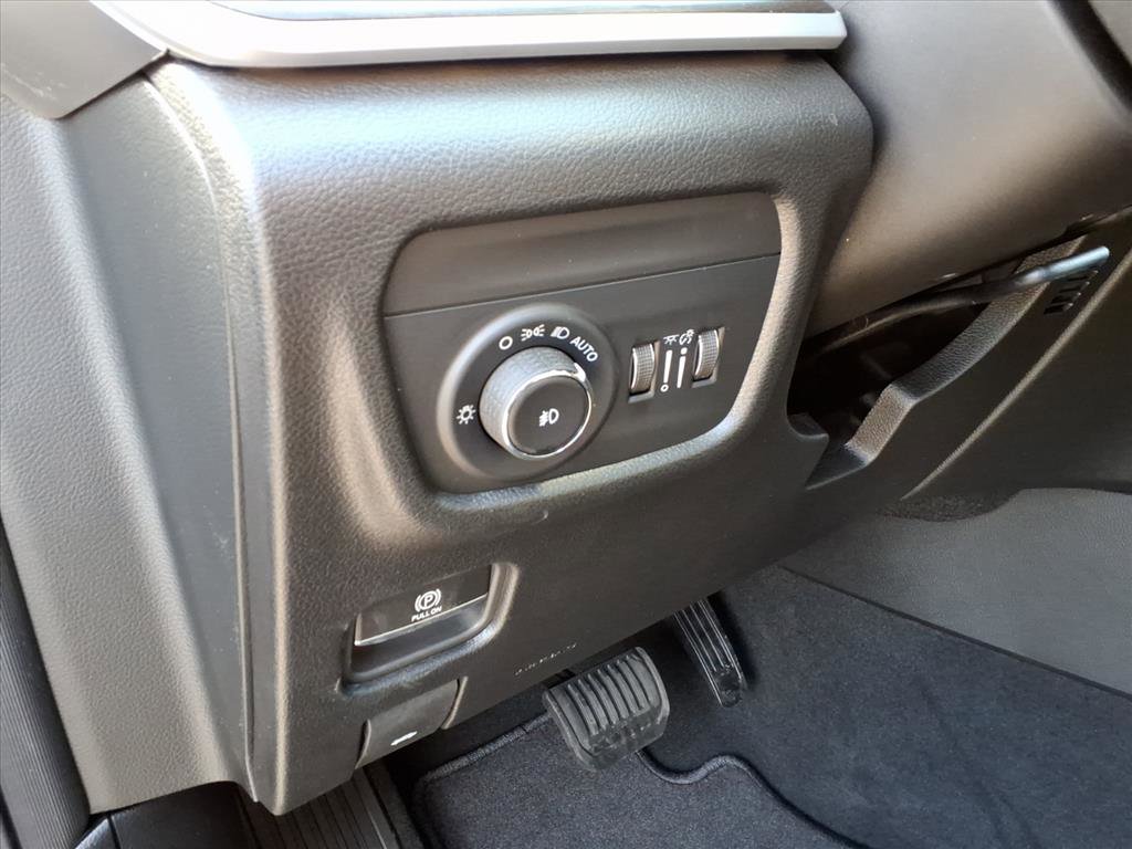 New 2026 Jeep Grand Cherokee Limited w/ Limited Altitude Package image 18