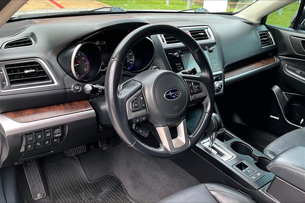 Used 2016 Subaru Outback 2.5i Limited AWD/4WD image 17