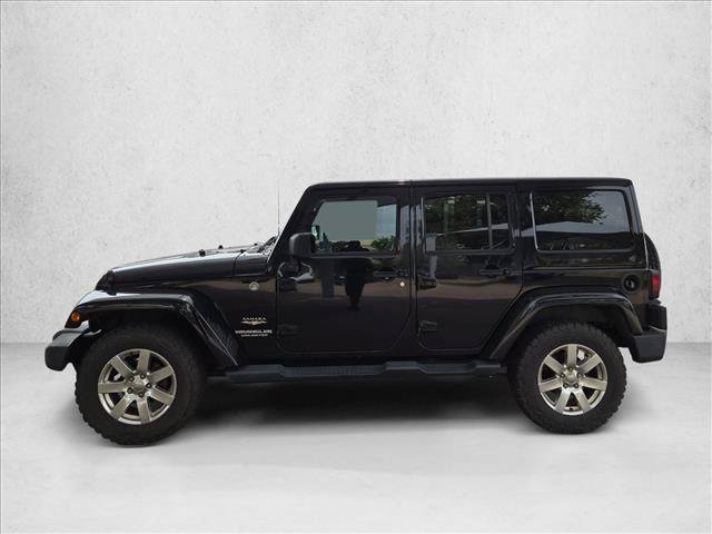 Used 2013 Jeep Wrangler Unlimited Sahara w/ Dual Top Group AWD/4WD image 8