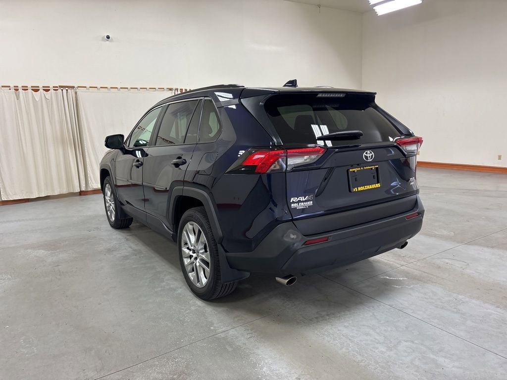 Used 2023 Toyota RAV4 XLE Premium AWD/4WD image 6