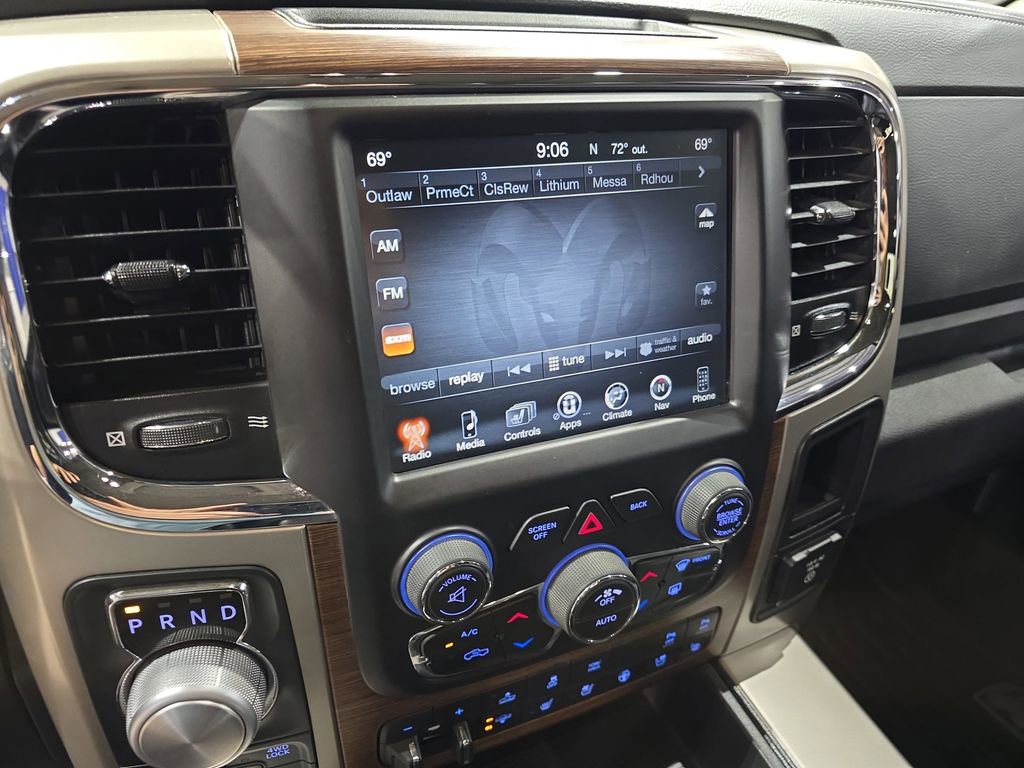 Used 2015 RAM 1500 Laramie w/ Convenience Group image 19