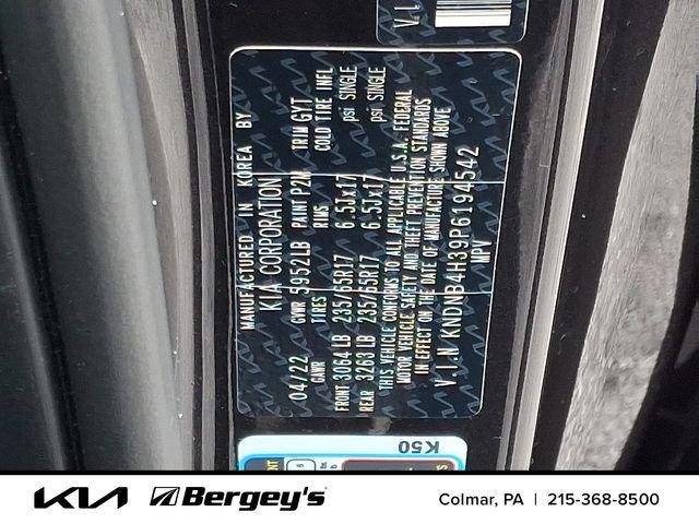 Used 2023 Kia Carnival LX image 30