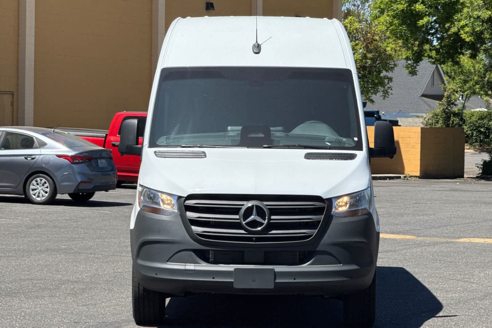 New 2026 Mercedes-Benz Sprinter 2500 image 8